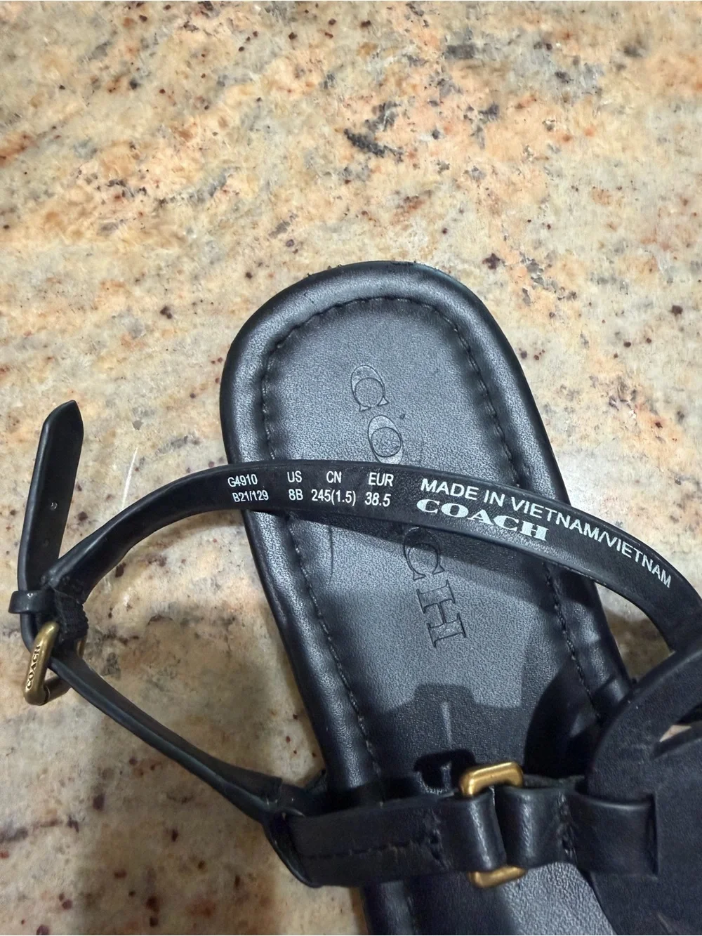 COACH Black Leather Logo Thong Sandals Size 8
